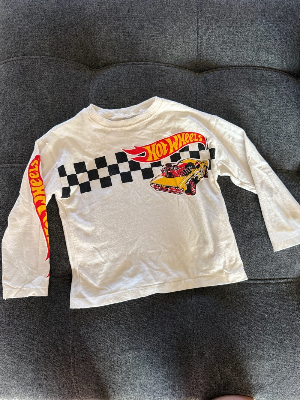 Zara White Long-Sleeve Hot Wheels Graphic Tee with Black Checkers